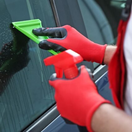 Instalación profesional de películas y polarizados en Colombia
