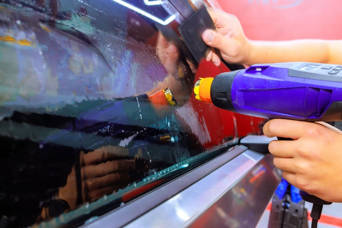 polarizado nanocerámica en ventana de auto